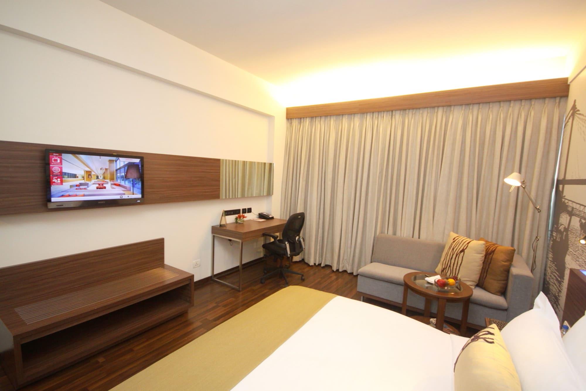Vivanta Kolkata Em Bypass Екстер'єр фото A room at the hotel