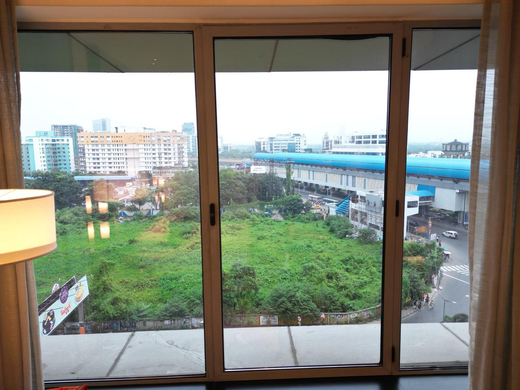 Vivanta Kolkata Em Bypass Екстер'єр фото